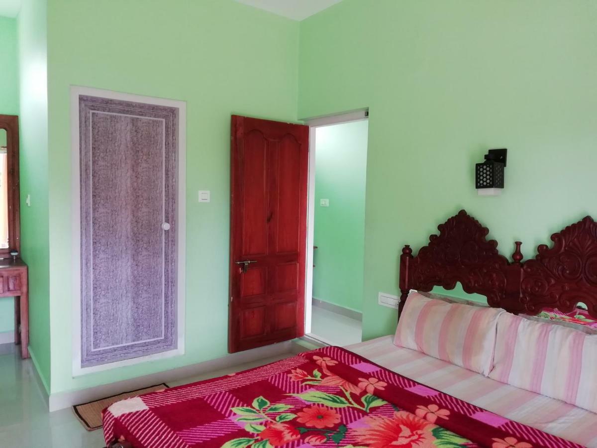 Panthalams Homestay テッカディ エクステリア 写真